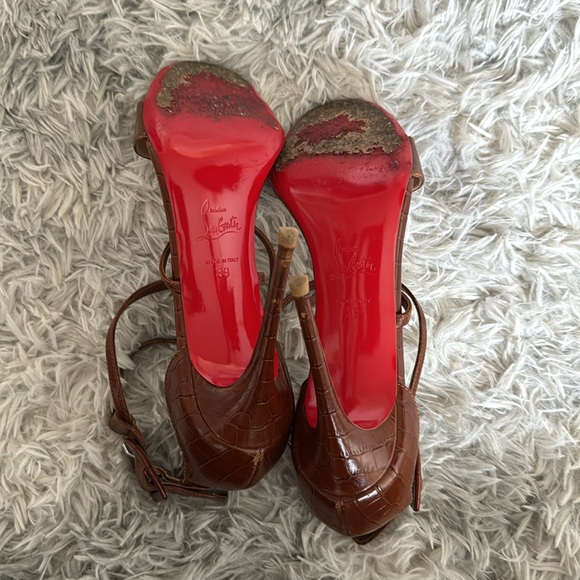 Gorgeous Christian Louboutin Strappy Sandals - Picture 3 of 4